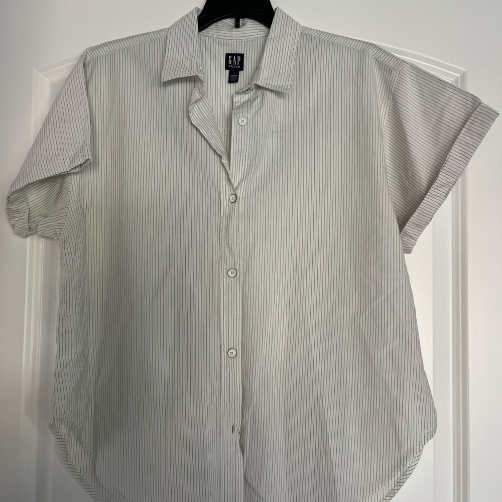 GAP Striped White Shirt